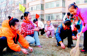 关于学校家庭社会携手育新苗的毕业论文模板范文