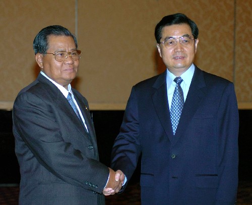 胡锦涛会见缅甸和平与发展委员会主席丹瑞