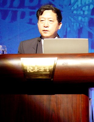 图：中国保险业监督管理委员会副主席魏迎宁致辞