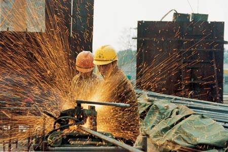 组图润扬长江公路大桥建设者风采