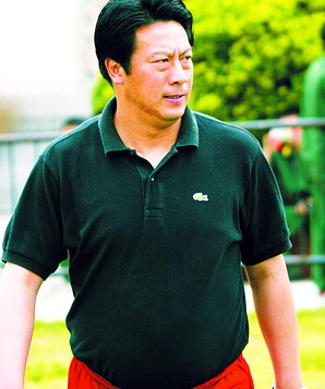 武汉俱乐部总经理陈方平出任武汉队代理主教练
