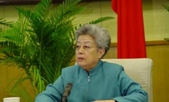 中国要多出吴怡这样的人,知识就是力量,有了这样