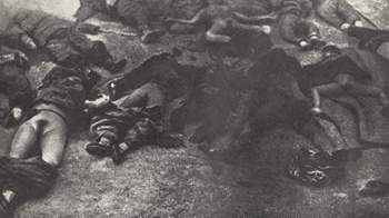 日军轰炸后,尸横遍野的重庆市.