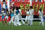 图文：四强赛-中国1-1韩国 开幕式上的歌舞表演