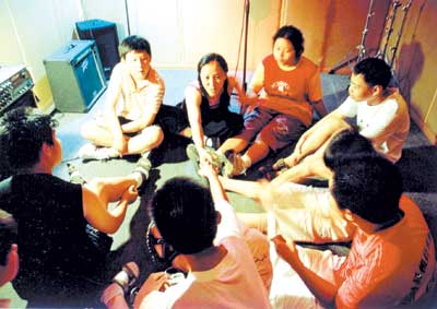 D故事·帮智障儿童寻找那扇窗(组图)