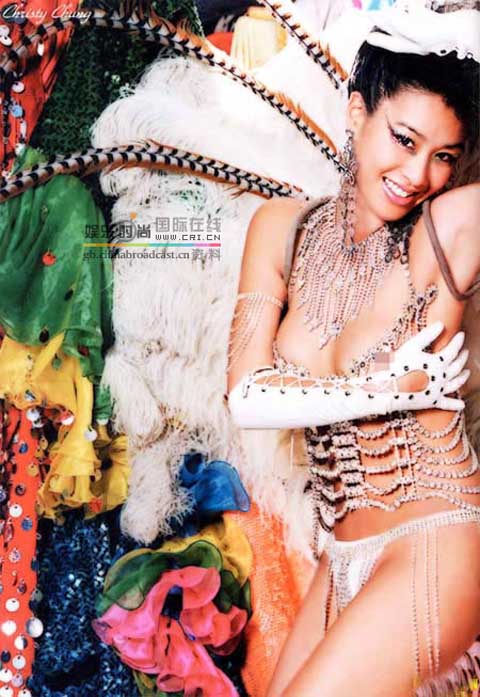 "风骚惹火" 钟丽缇推出最新性感写真(组图)