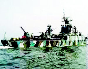 印尼海军舰艇炮轰我渔船导致1死2伤(组图)