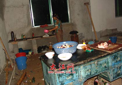南昌县南新乡发生食物中毒事件 16人集体中毒