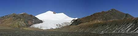 可可西里山最高峰-岗扎日冰川