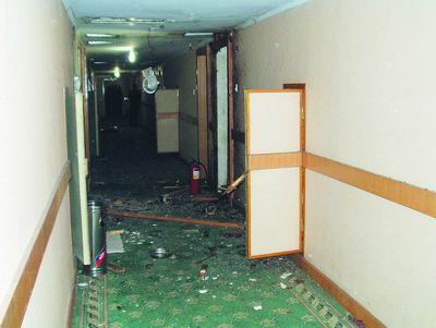 3男子在宾馆鼓捣炸药预谋作案不慎引爆炸死自己