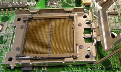 AMD Socket F接口曝光!成了LGA 1207