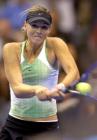 图文：WTA2005年度总决赛 莎拉波娃反手回球