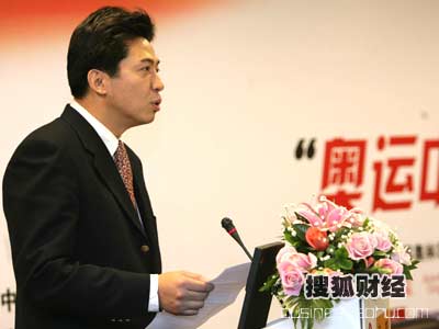 图：北京奥组委市场开发部副部长刘军致辞(1)