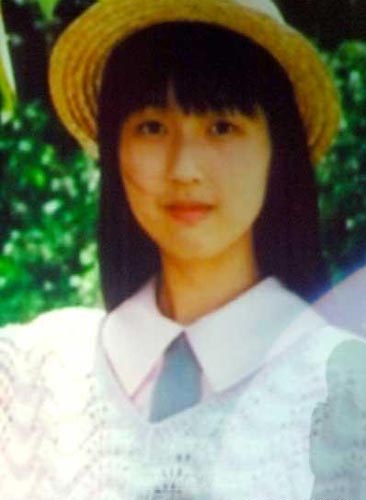 感慨十年娱乐圈 杨千嬅清纯少女照曝光(组图)