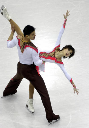 visa特约2006都灵冬奥会 冰雪图集 冬奥会第四日组图 13日张丹/张昊