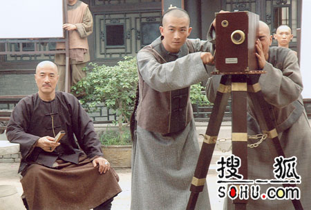 《定军山》献礼中国电影百年 首映式一票难求