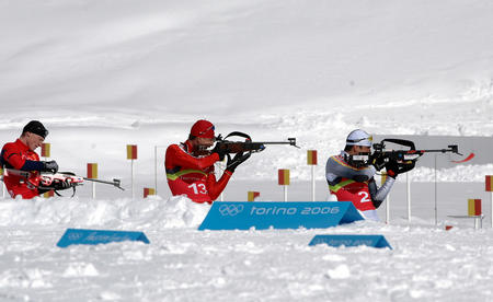 visa特约2006都灵冬奥会 冰雪图集 冬奥会21日组图 21日冬季两项