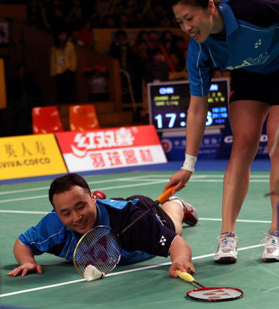 图文：中国羽毛球大师赛在成都落幕
