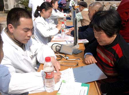 杭州市成立首家社区流动人口卫生服务站(组图