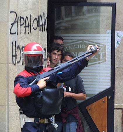 西班牙民族分裂组织埃塔宣布24日起永久性停