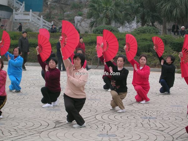 临桂县城人口_中国南方暴雨致147人死93人失踪 超百万人转移(2)