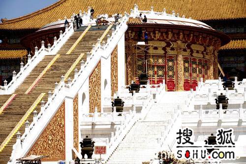 《黄金甲》核心宫殿将完工 外观富丽堂皇(图)