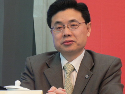 主持人北京大学中国信用研究中心常务副主任章政致辞
