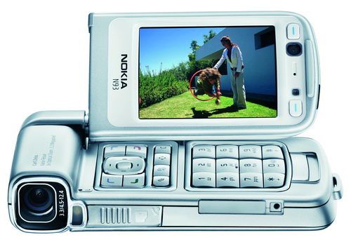 诺基亚推出N93 揭开手机视频领域新篇章