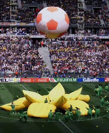 1998法国世界杯:浪漫游戏 简短精悍
