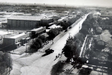 图文:20世纪80年代初的格尔木市街景