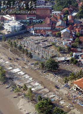 印尼海啸550人死 政府45分钟前接到警报未宣