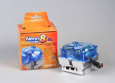 技嘉Neon8，让高档货也汗颜的入门级散热器