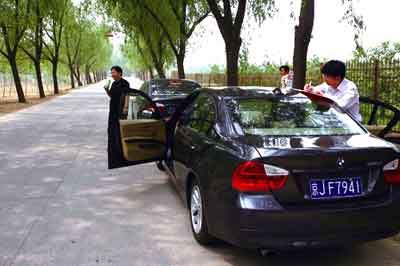 Ԧ--Brilliance BMW 325i & 320i