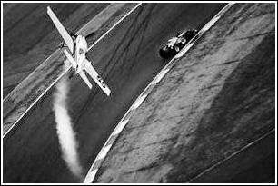 快!飞机摩托车赛车竞速比赛(图)