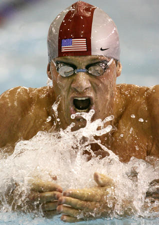 图文:汉森再创200米蛙泳世界纪录 全力冲刺-搜
