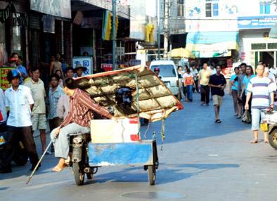 http://photocdn.sohu.com/20060921/Img245452452.jpg