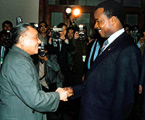 邓小平会见莫桑比克总统