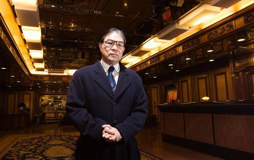 ...长子霍震霆出面接受了香港和北京媒体记者的采访. 记者 袁烽 摄-霍...图片 48511 500x316