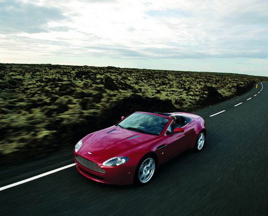 ˹١ V8 Vantage Roadster(ͼ)