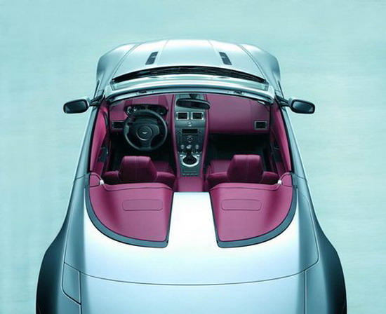 ˹١ V8 Vantage Roadster(ͼ)