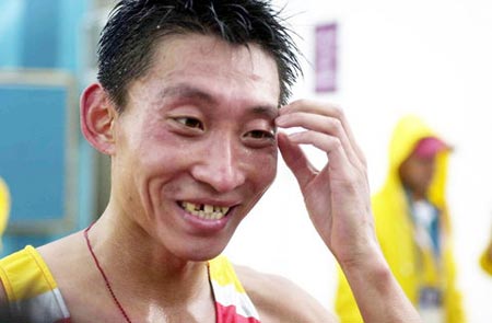 图文:男子20公里竞走 中国韩玉成夺得金牌