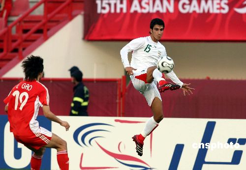 图文:多哈亚运男足四分之一决赛 中国对阵伊朗
