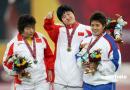 图文：女子铅球中国两岸分获金银铜牌 赛后合影