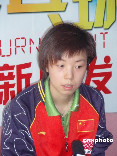 世界乒乓球总冠军赛开打 张怡宁4比0轻取金景娥
