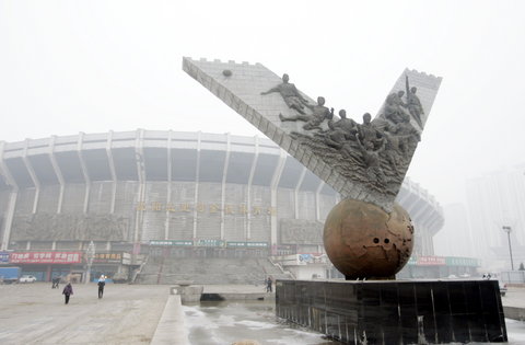 图文：五里河体育场进入施工 07年1月将拆除