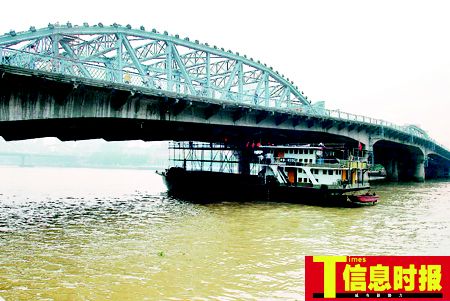 海珠桥大修招标遇淡 数个市政工程受阻滞(图)