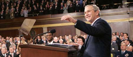 布什承诺2009年前将美国赤字削减一半