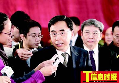 广州将推行公交月票周票制度 惠及市民便利游