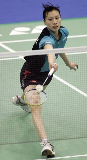 图文:国际羽联韩国公开赛 谢杏芳在比赛中回球
