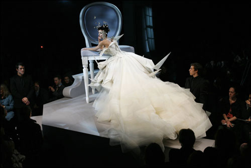 Dior宠儿加里亚诺时装展